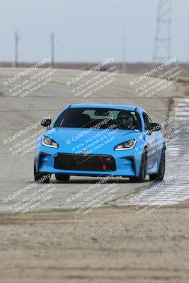 media/Jan-27-2024-Speed Ventures (Sat) [[ec8d26ed08]]/Yellow Group/Outside Grapevine/